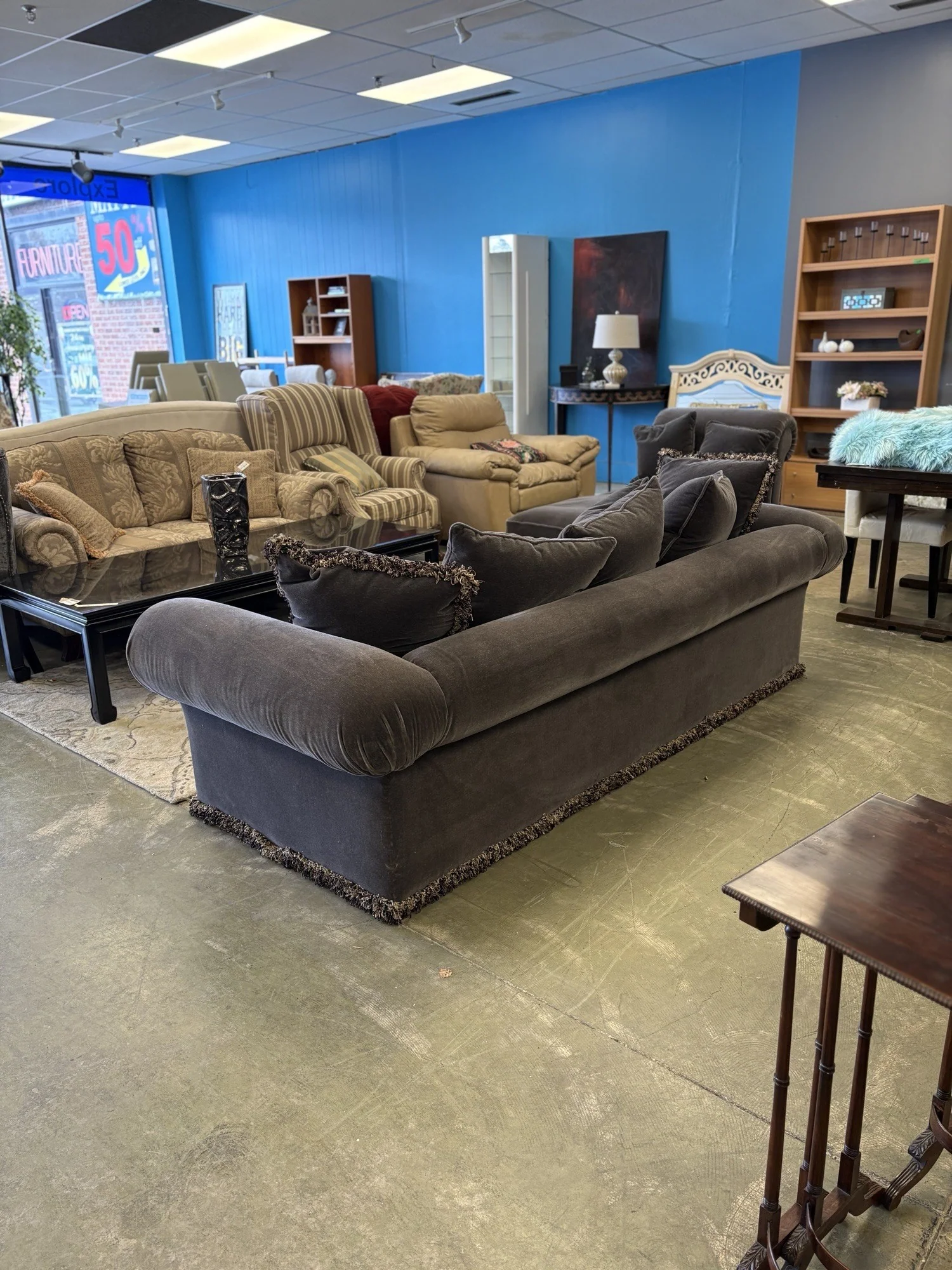 100-INCH GREY VELVET SOFA WITH DECORATIVE ROPE - Image 3