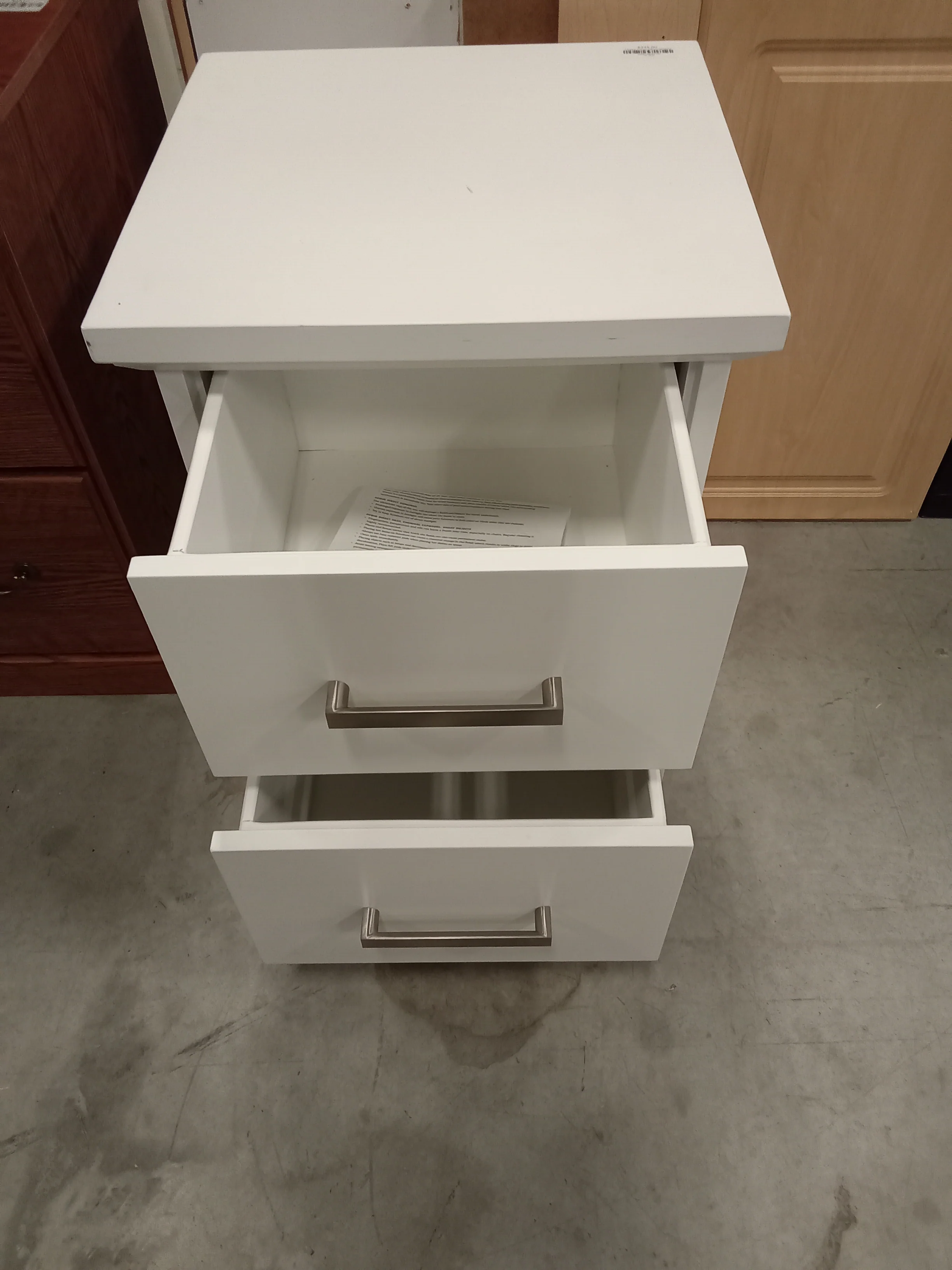 2-Drawer Cottage Deluxe Nightstand - Image 2