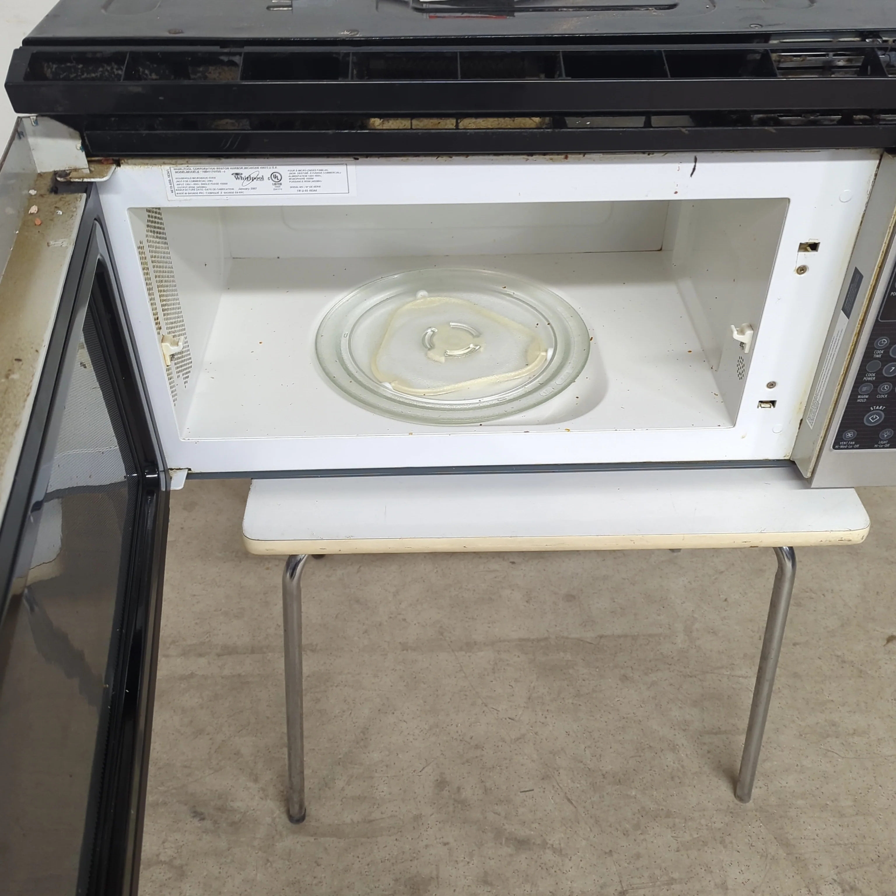 30"W Over-the-Range Whirlpool Microwave - Image 2