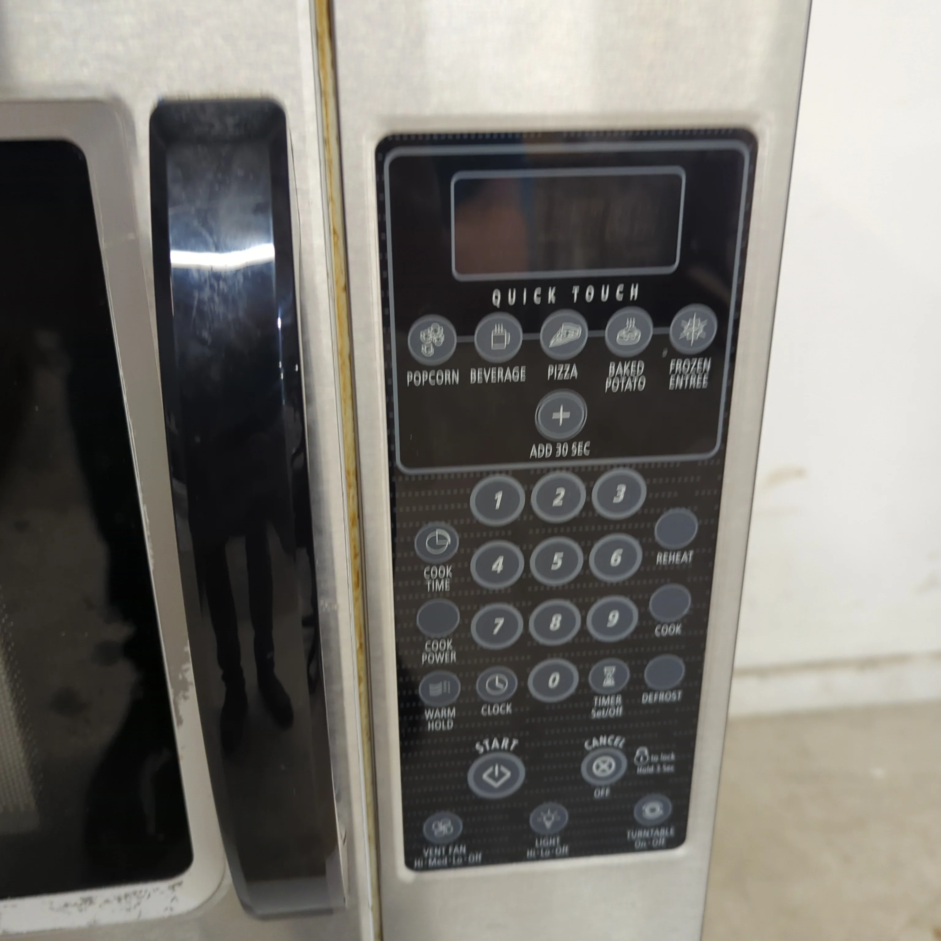 30"W Over-the-Range Whirlpool Microwave - Image 3