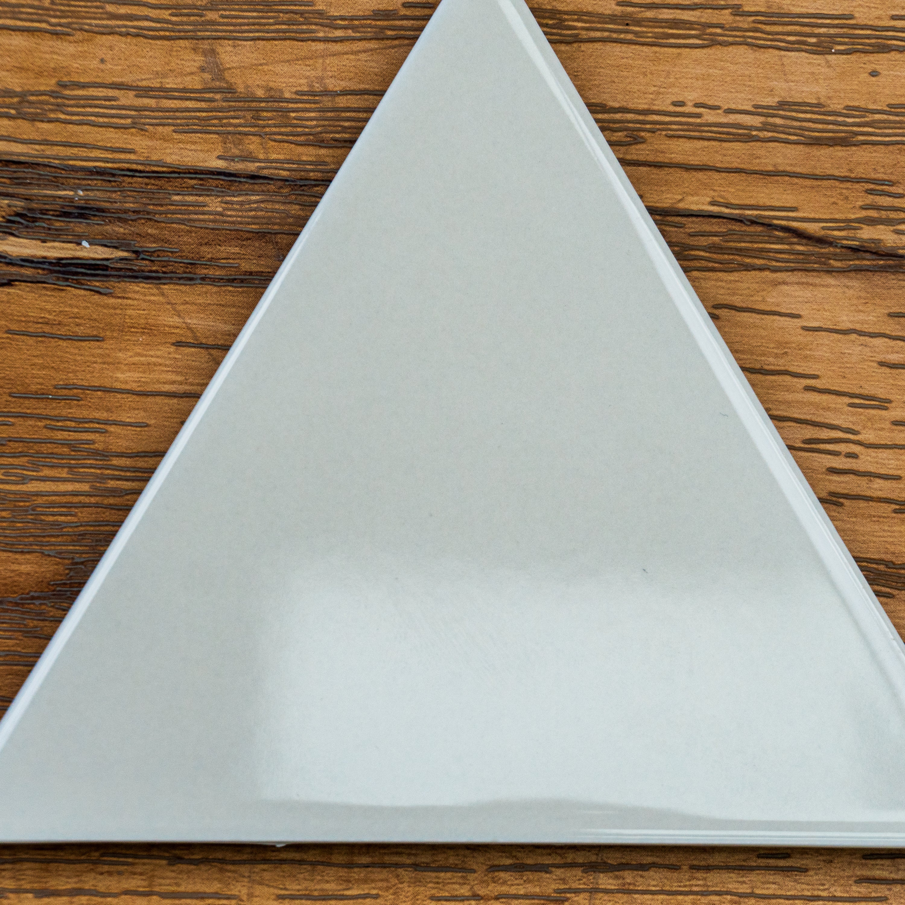 4.5" x 5" Traingolo Greige Glossy Tiles - 2.14 sq.ft./box - Image 3