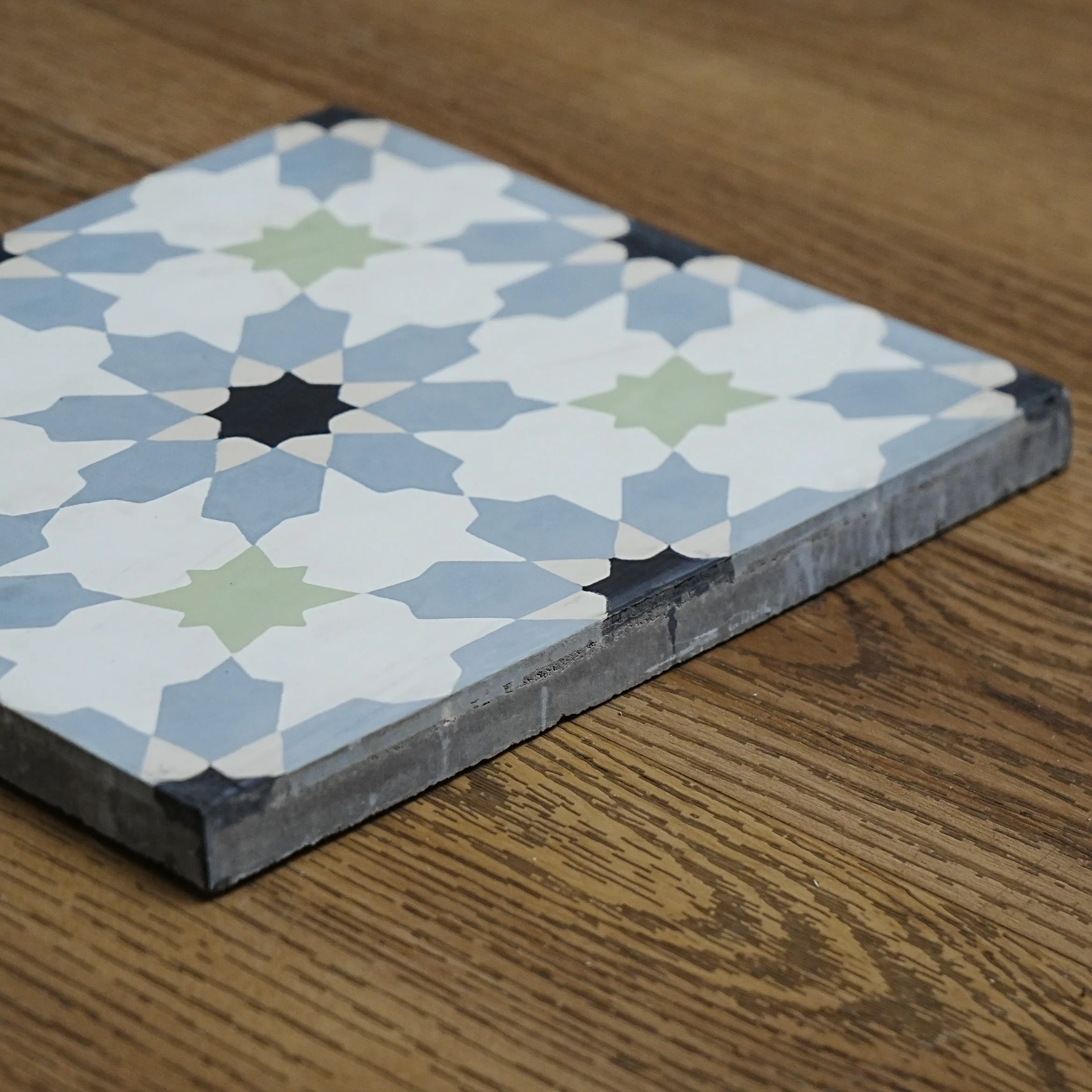8x8-Inch Moorish Cement Tile, Star Motif – 13 pcs box covers 5.78 sq ft - Image 2