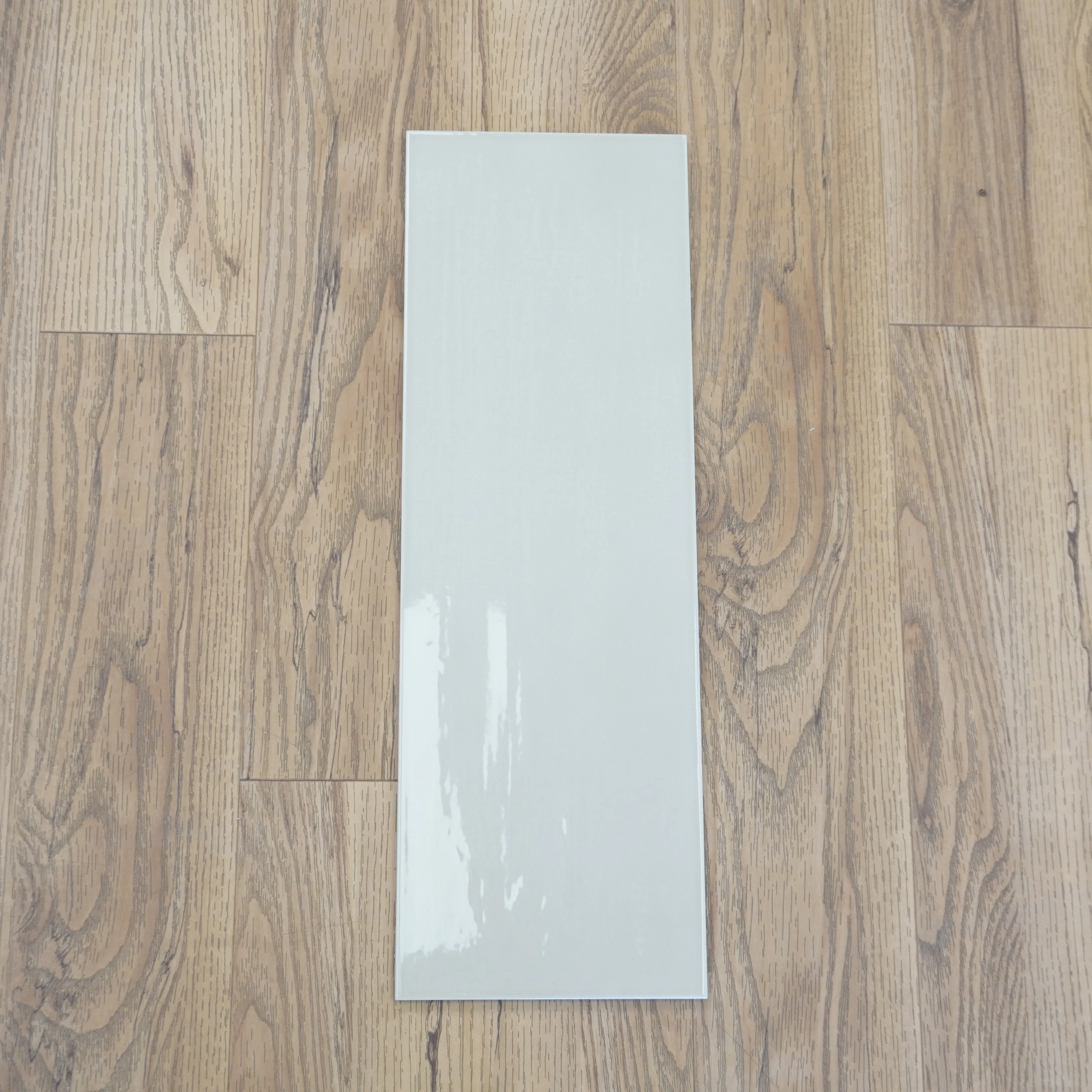 8x24-inch Grisha Backlash Ceramic Tiles in Linen - 12 sq. ft. (9pcs)