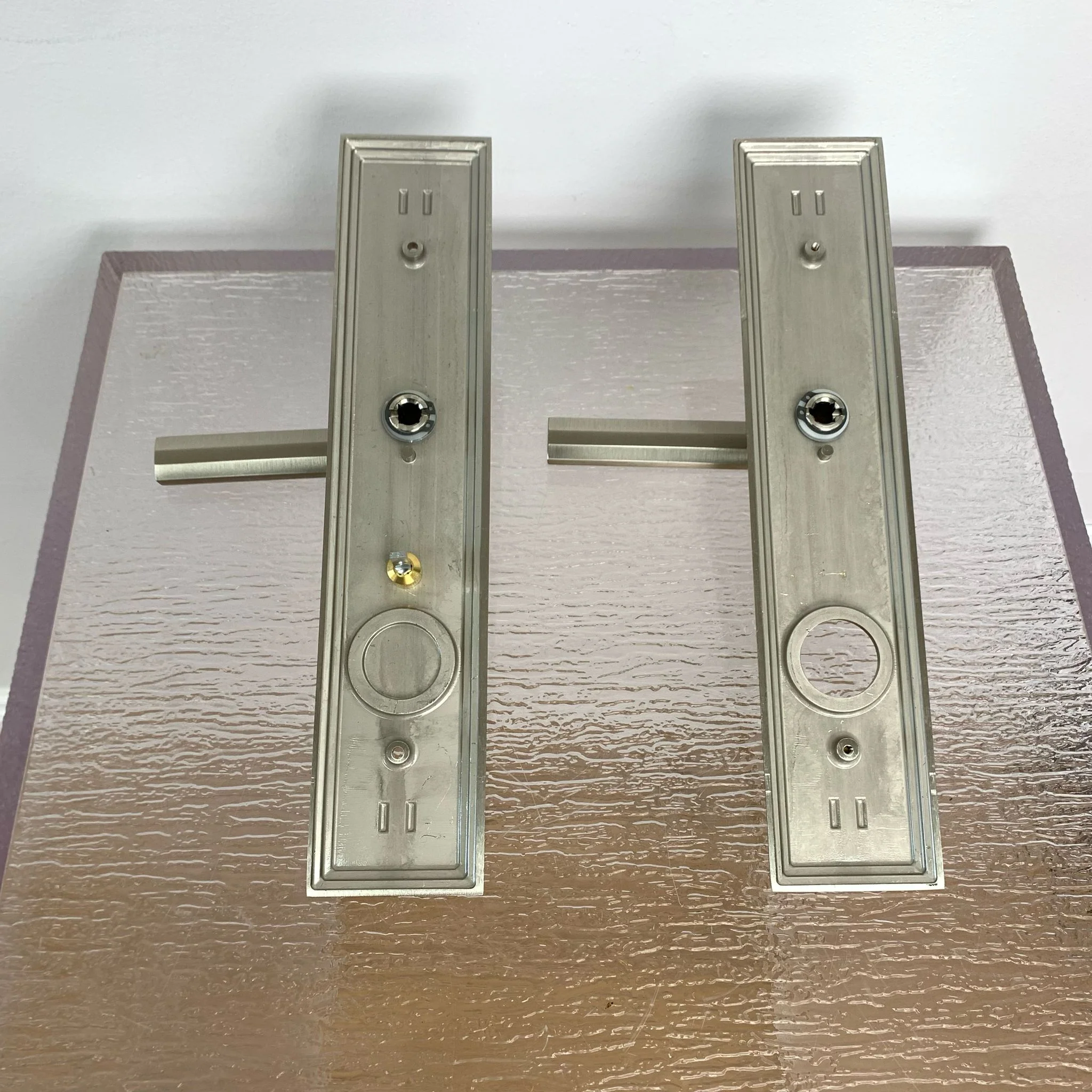 Baltimore Stepped Escutcheon Door Entry Set in Satin Nickel 8525BALUS15 - Image 4