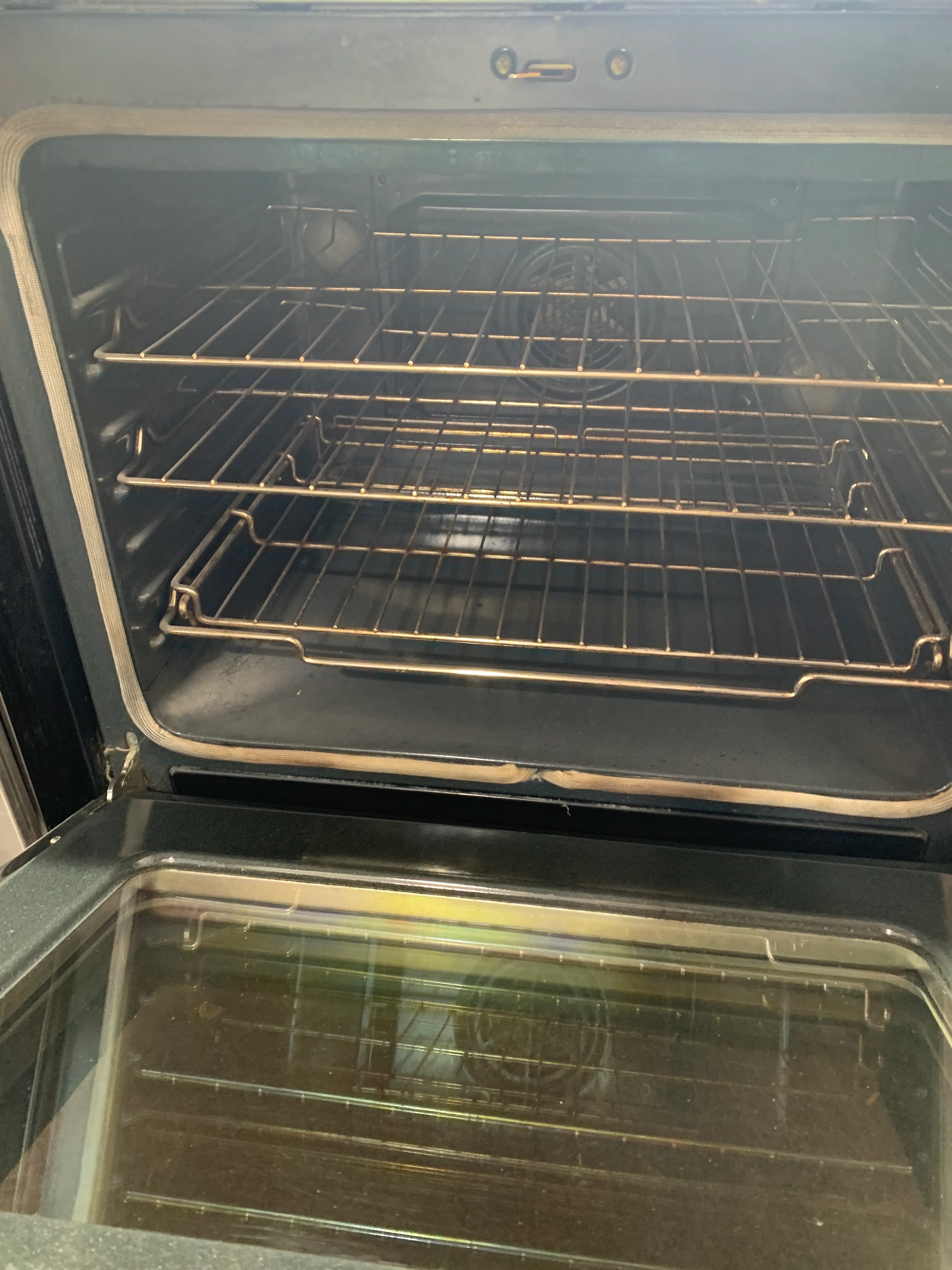 Bosch Electric Oven - Image 2