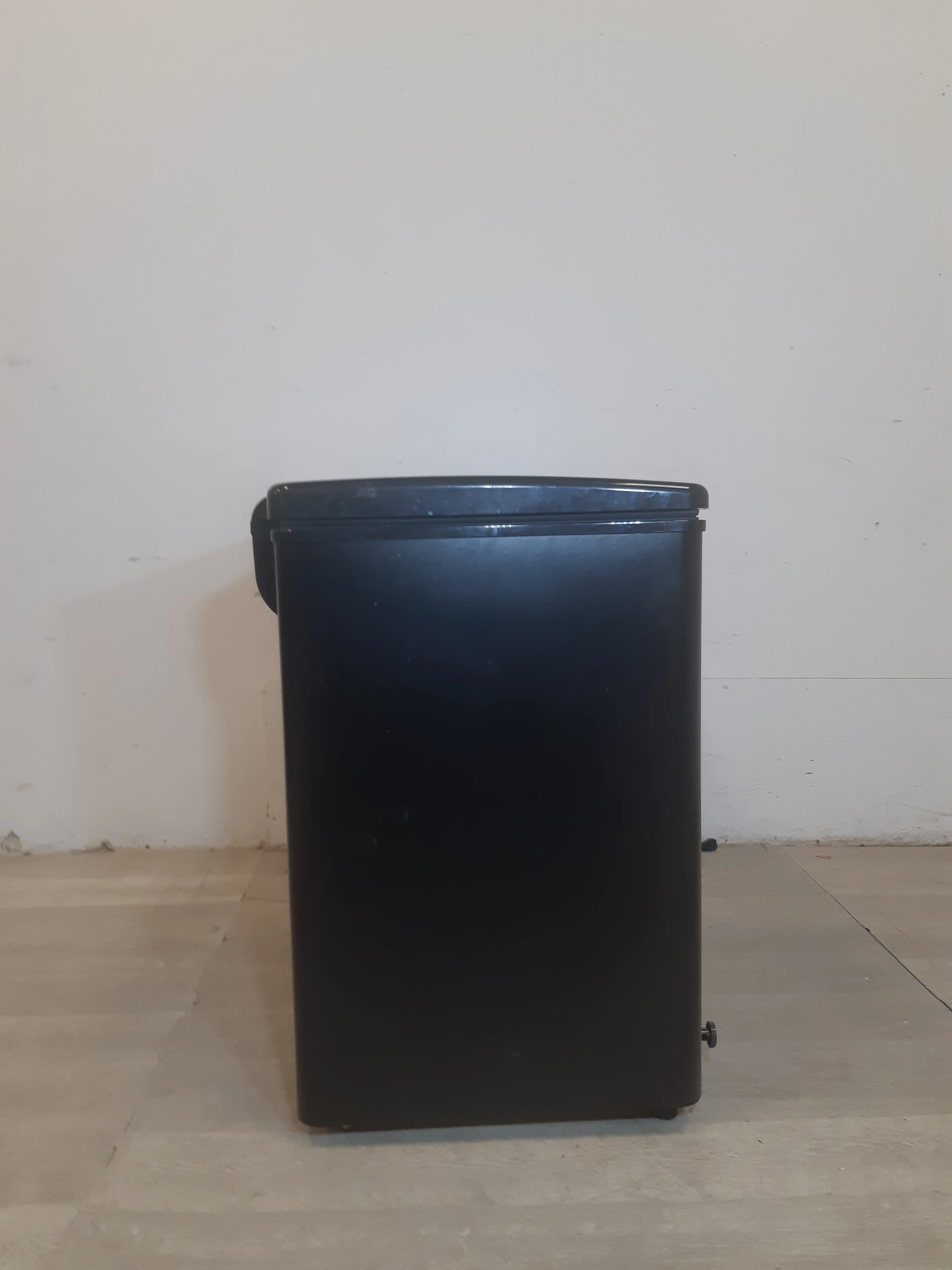 Danby Premiere Deep Freezer - Image 4