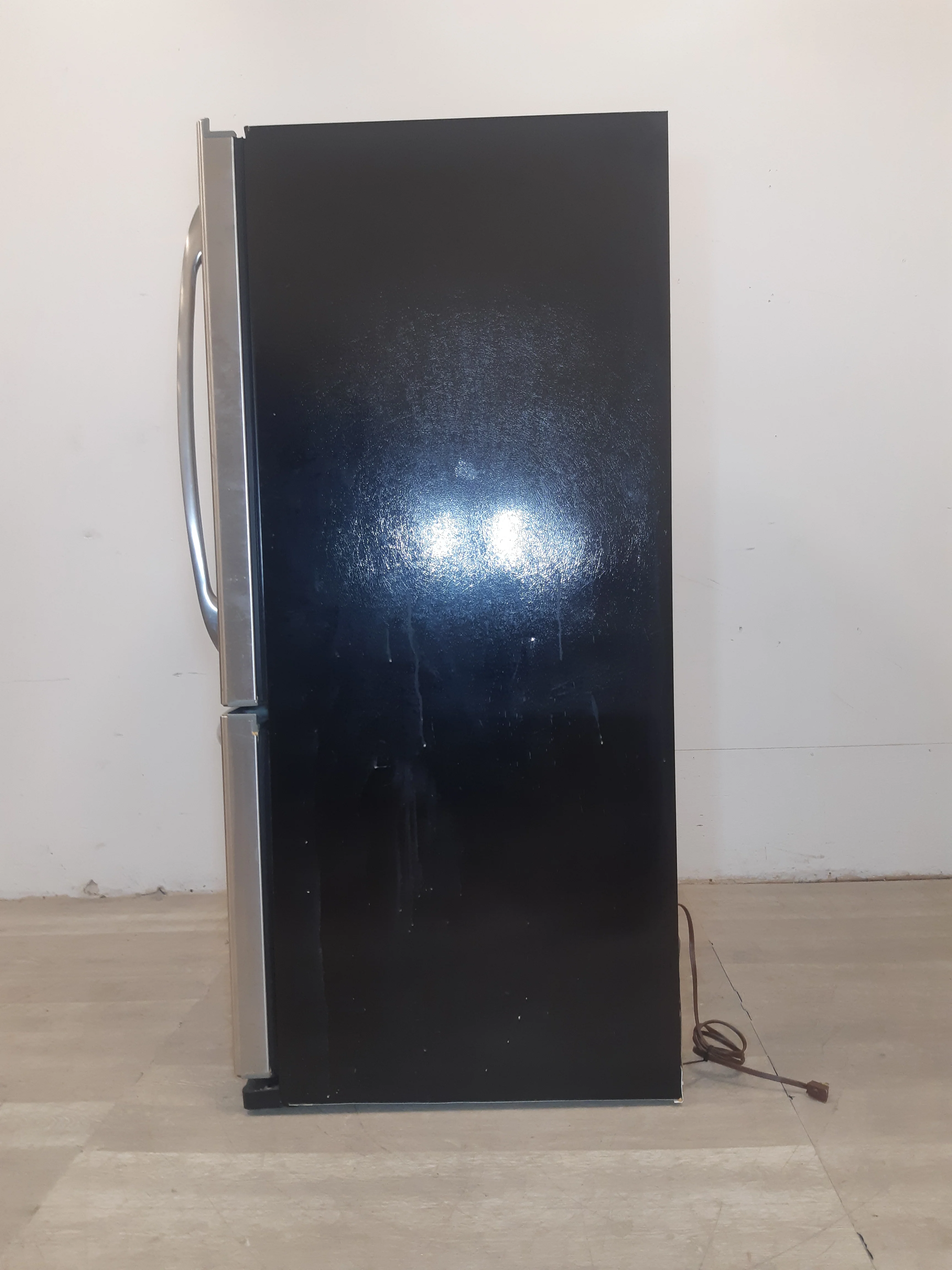 GE Stainless Steel Refrigerator - Image 3