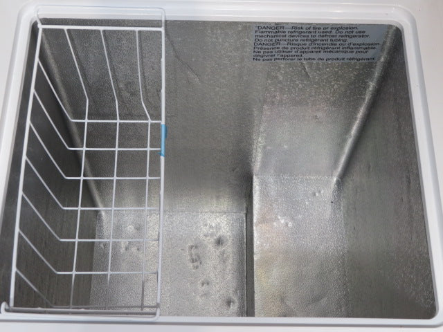 Insignia 5.0 Cu. Ft. Chest Freezer - Image 6