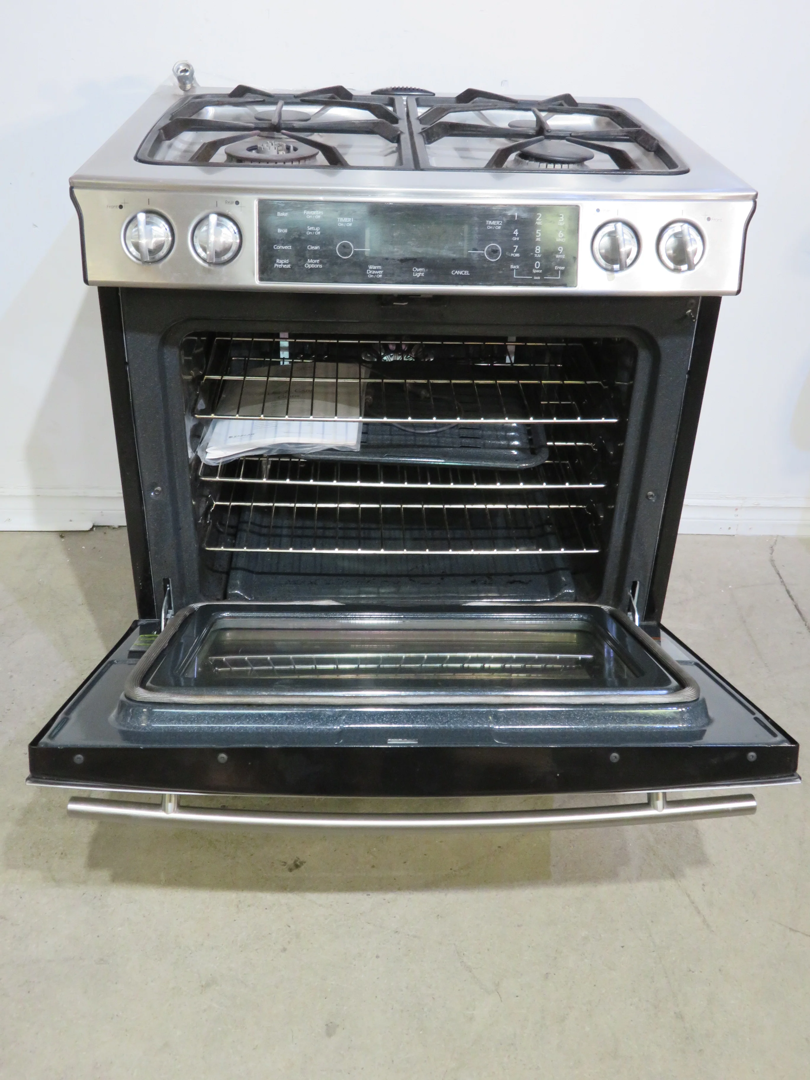 Jenn-Air Dual Fuel 30" Range - Image 5