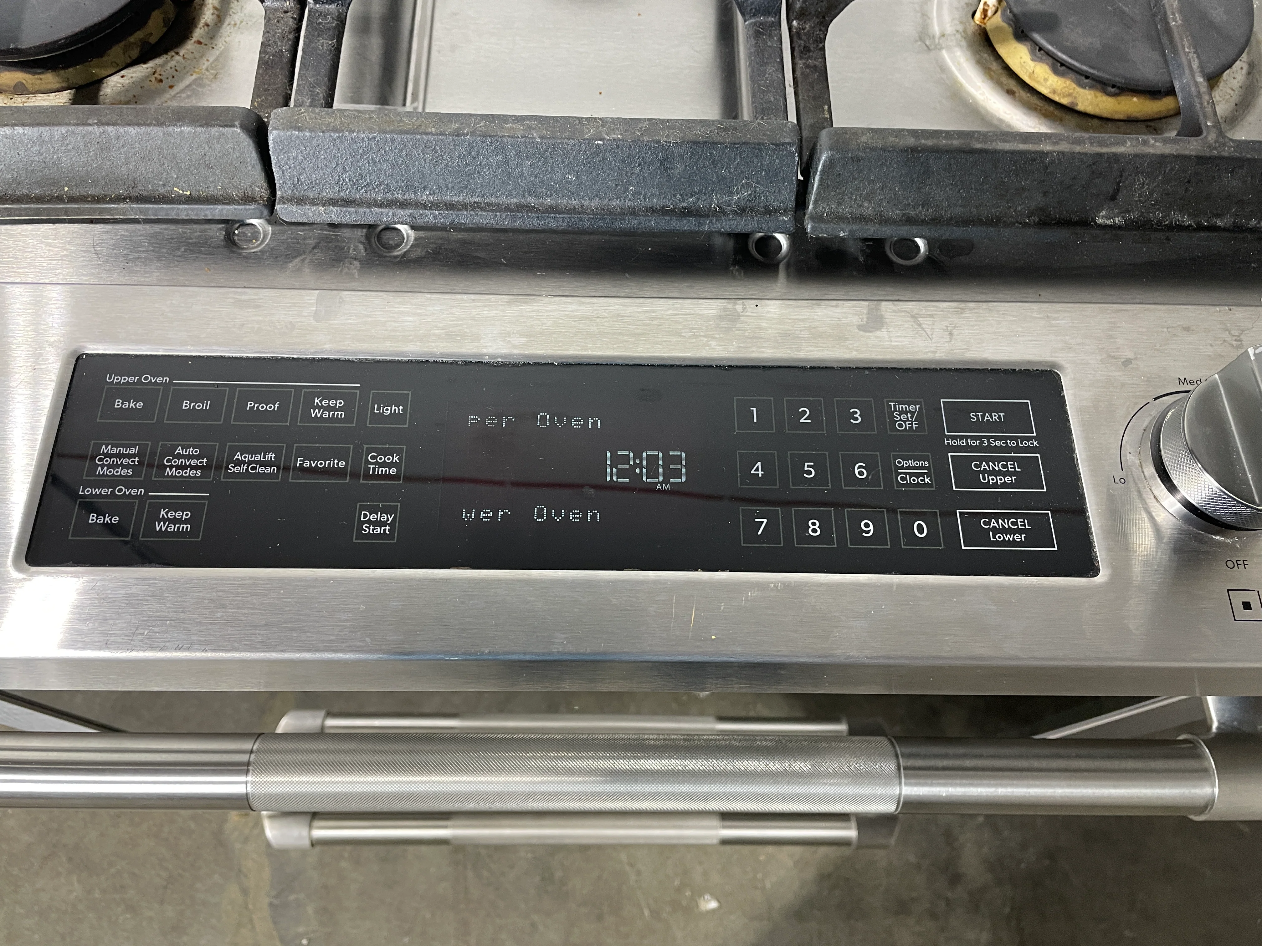 Jenn-Air Stainless Steel Gas Range - Image 5