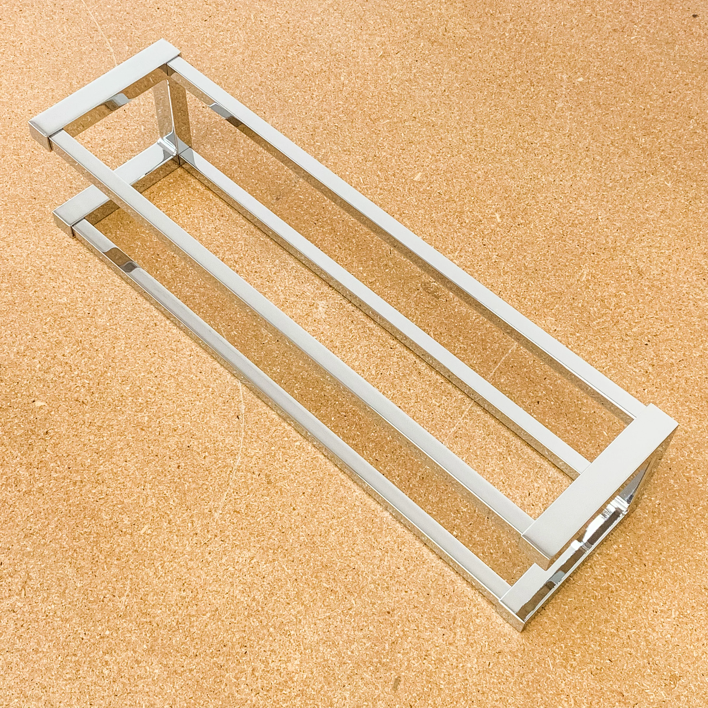 Jupiter 18-Inch Towel Rack in Polished Chrome, MHJU18DPC - Image 4