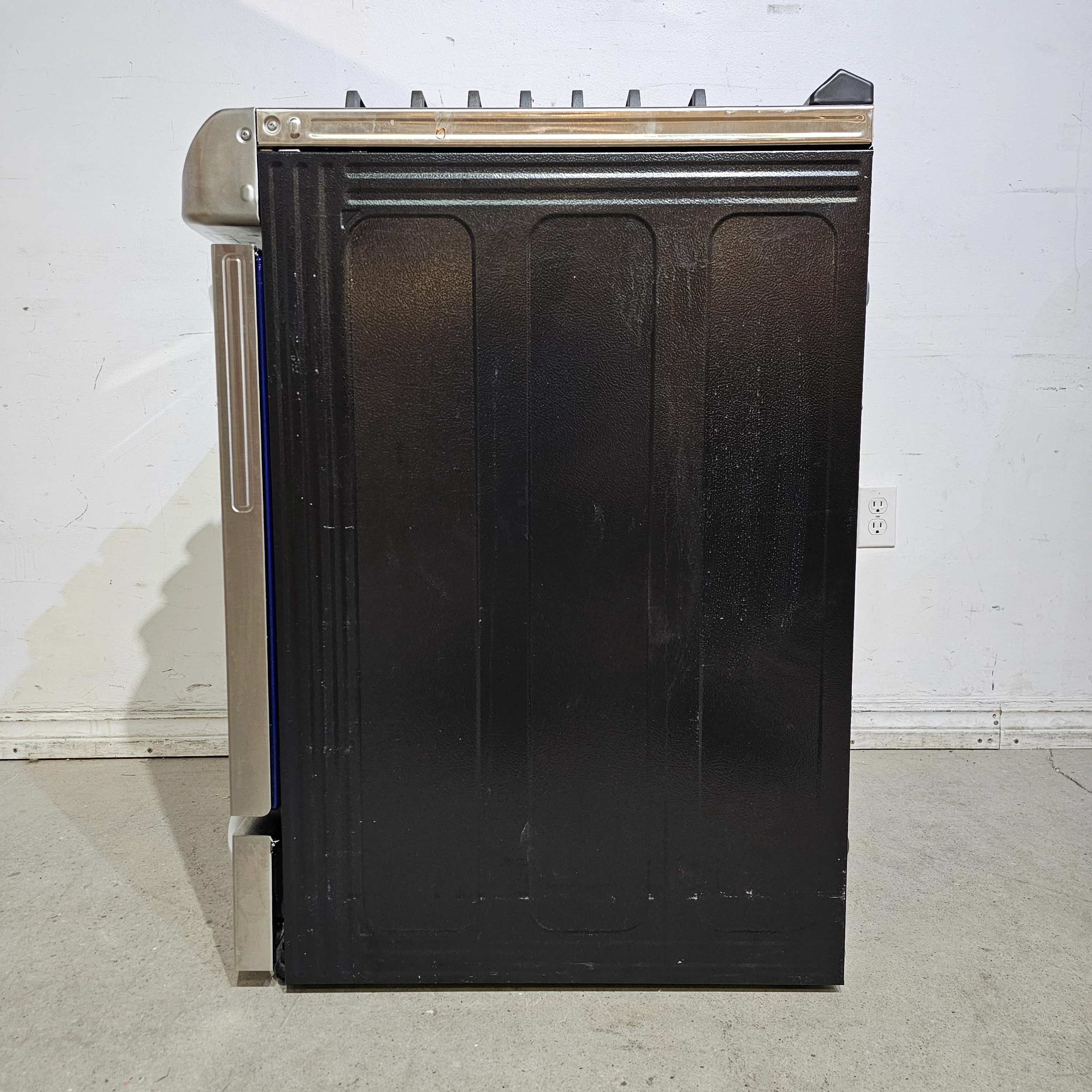 LG Gas Range - Image 6