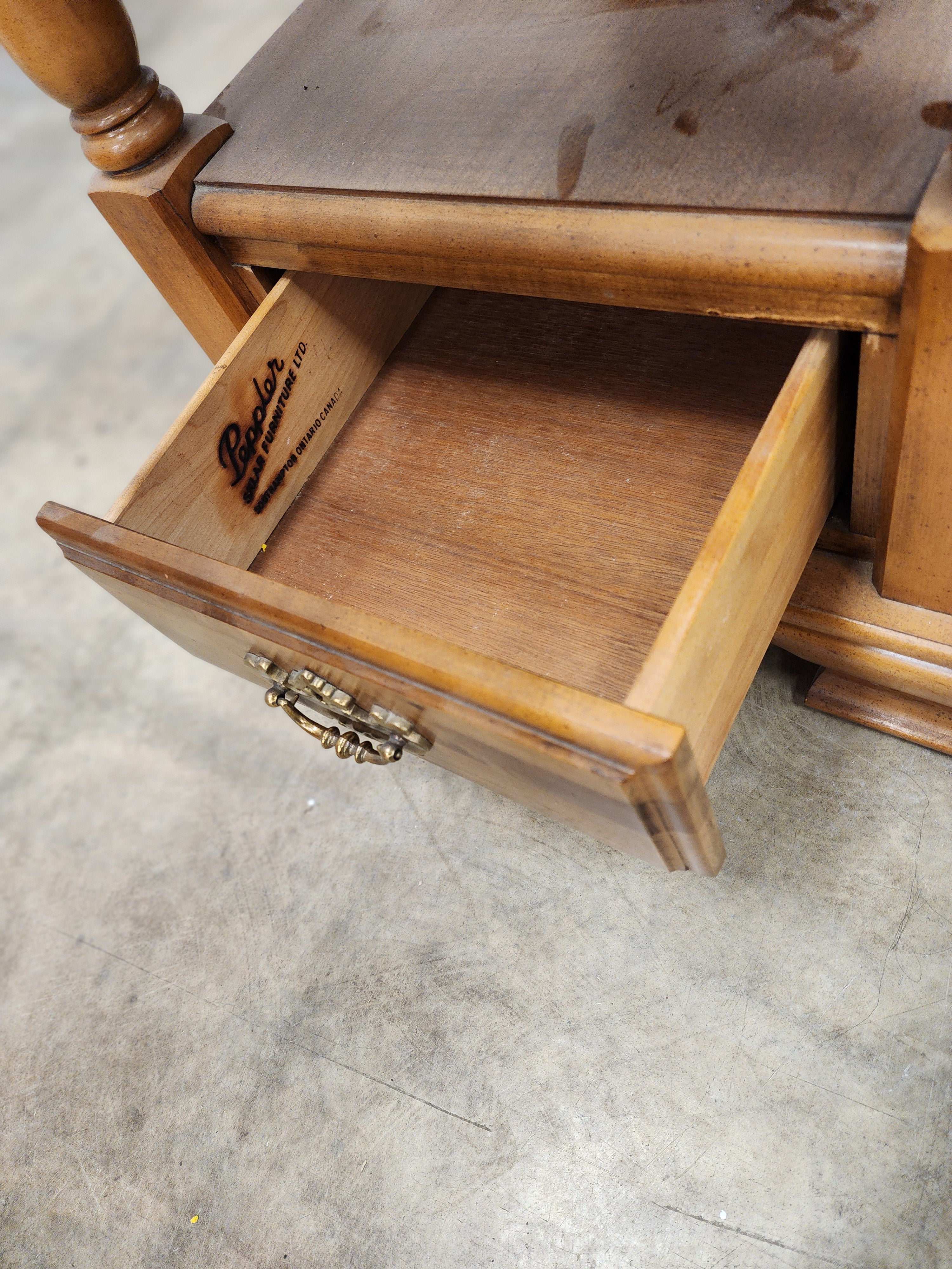 Maple Wooden Side Table with 1 Drawer - Image 4