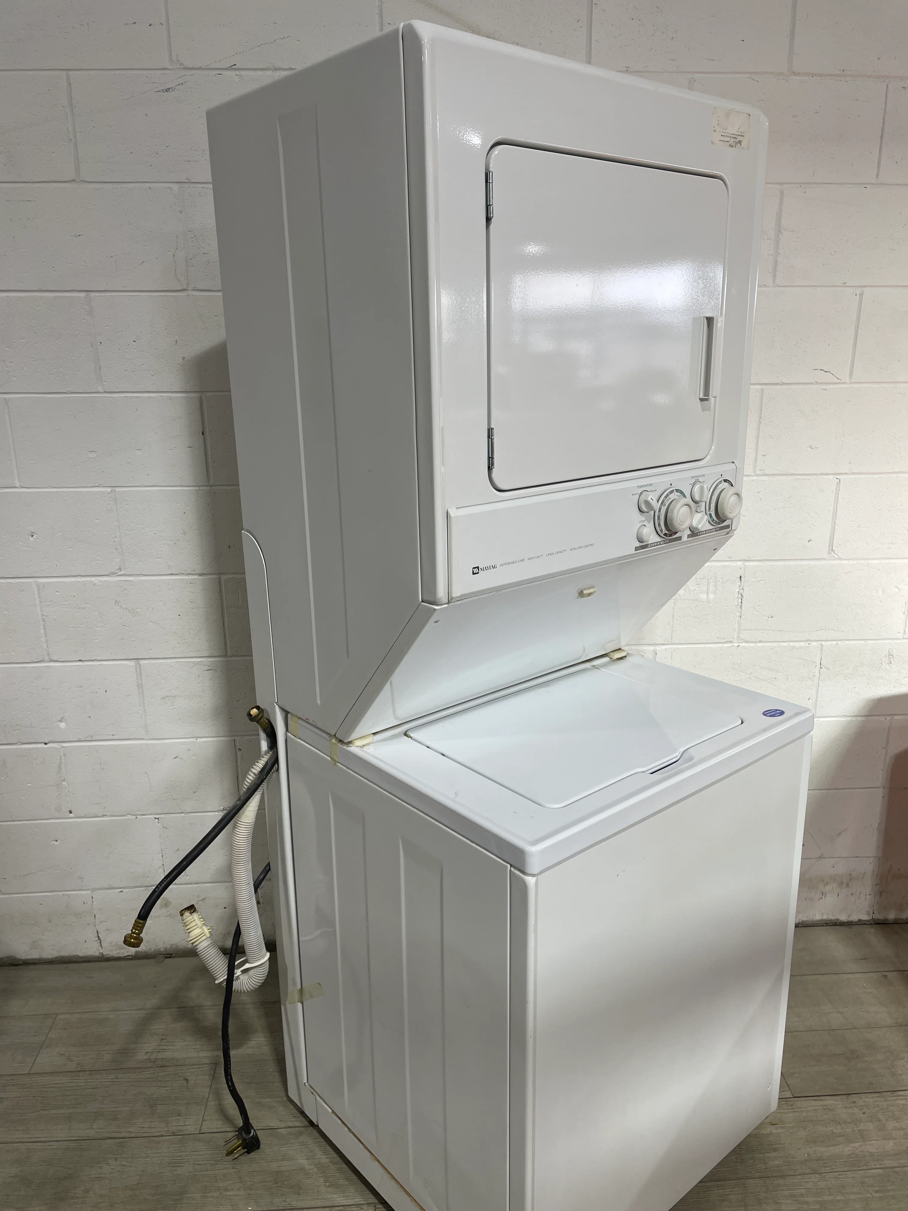 Maytag Washer / Dryer Combo - Image 2