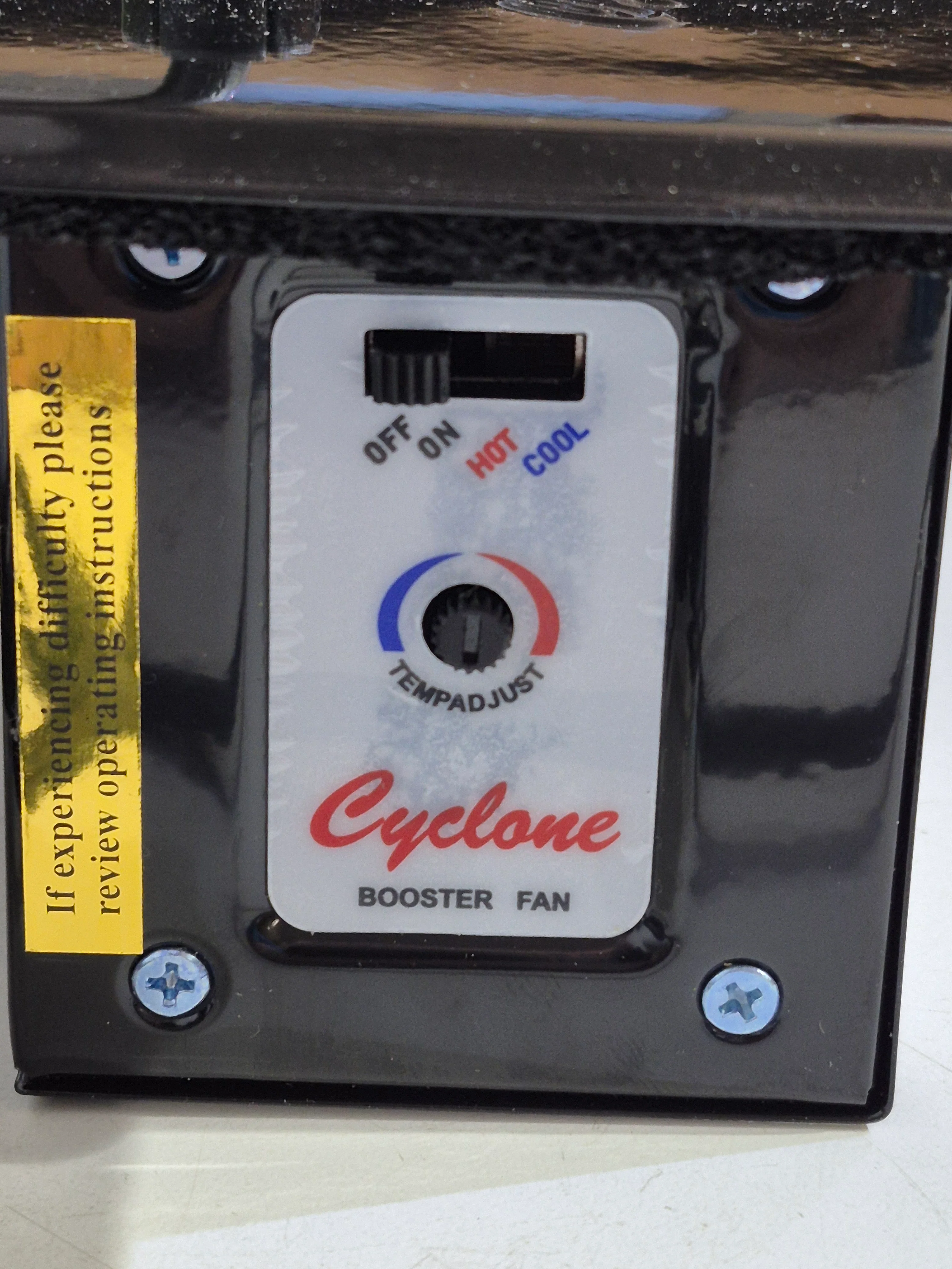 Register Booster Fan Plus in Black with Built-In Thermostat - - Black - Image 4