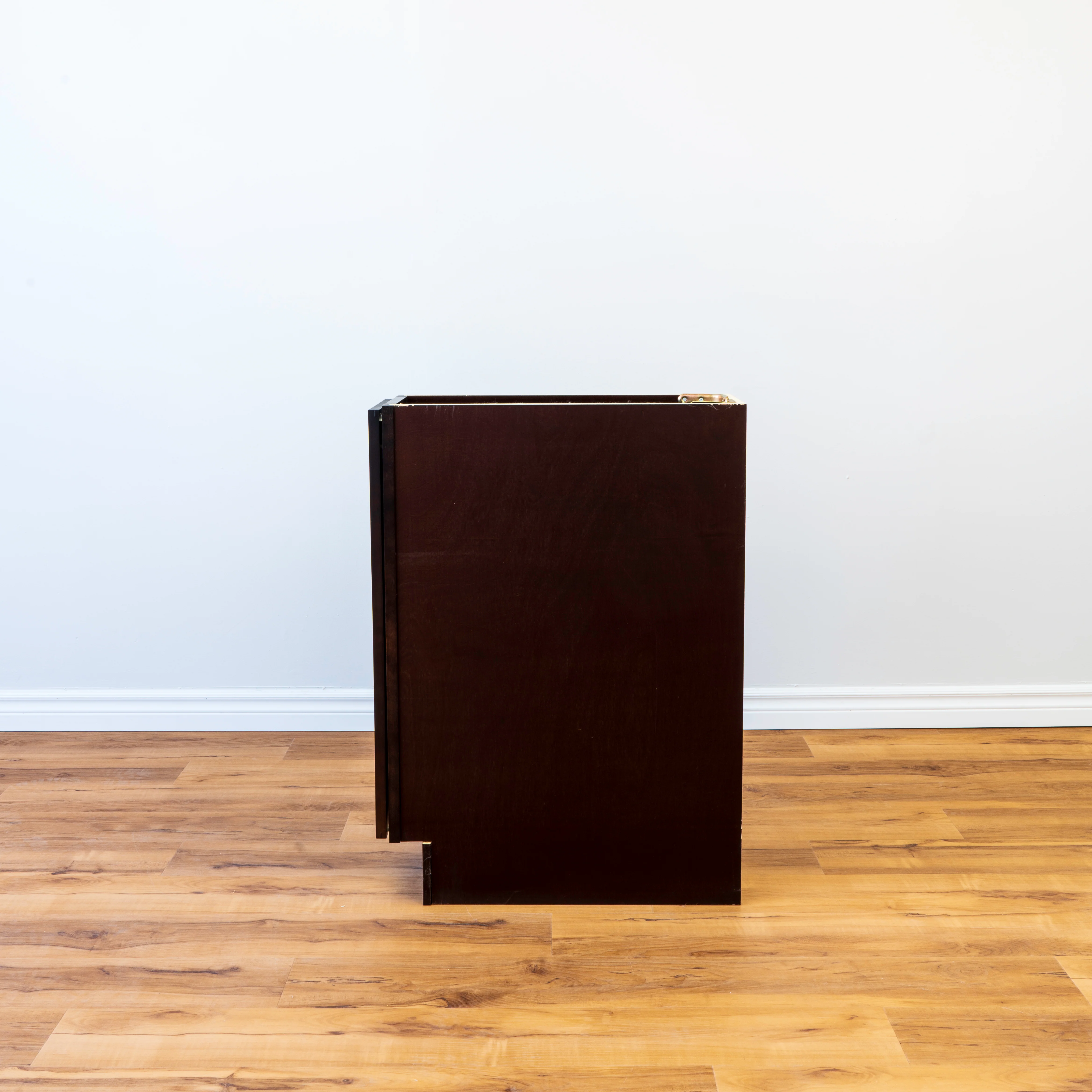 Rockwood 9" End Base and Shelf Cabinet -Chocolate Mahogany - Image 5
