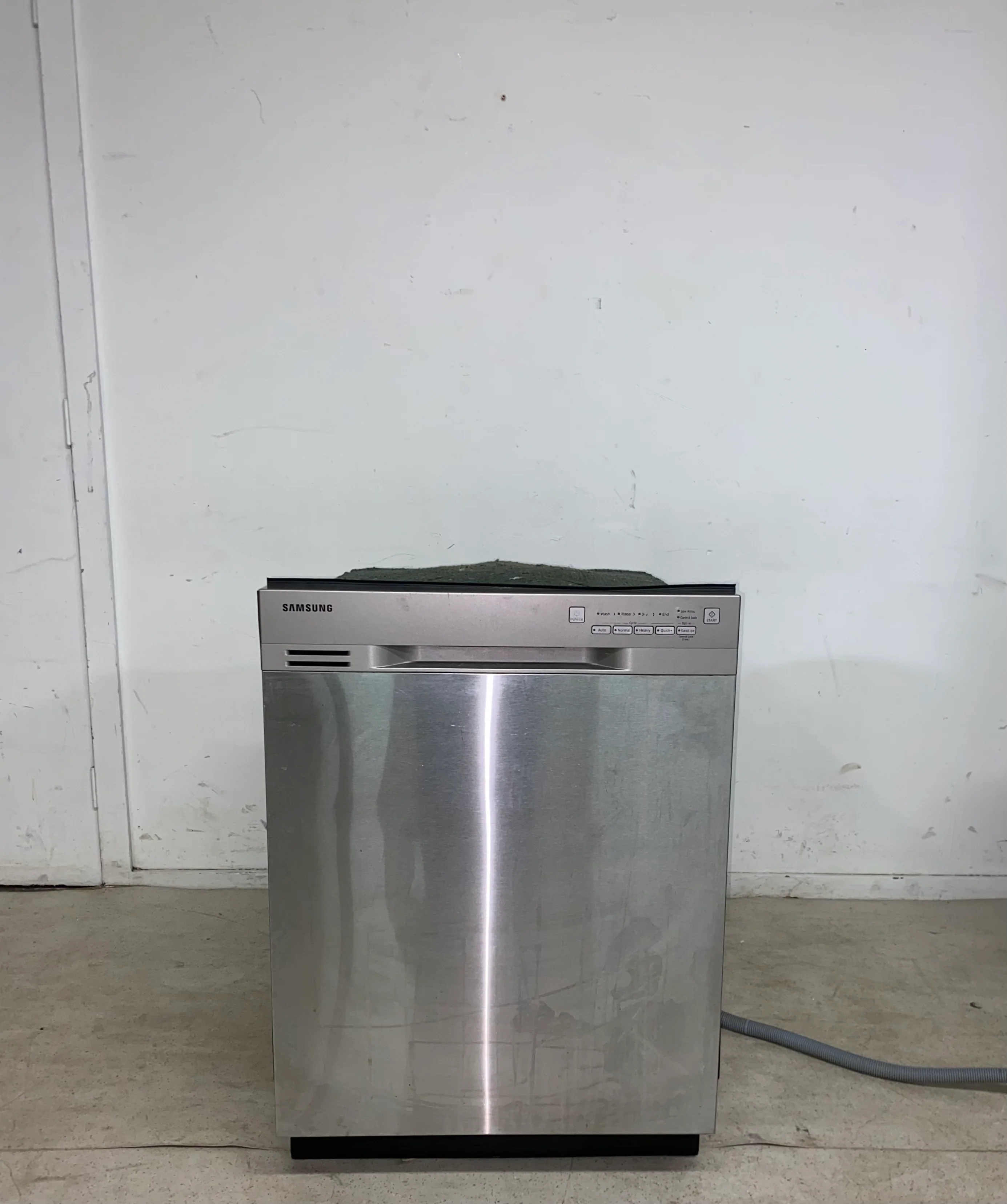 Samsung Front Button Control 50 dBA Dishwasher