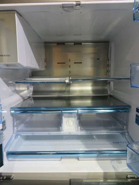 34 cu. ft. 4-Door Flex™ Chef Collection Refrigerator - Image 3