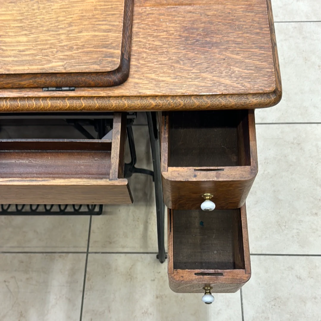Singer Antique Sewing Table - Image 4