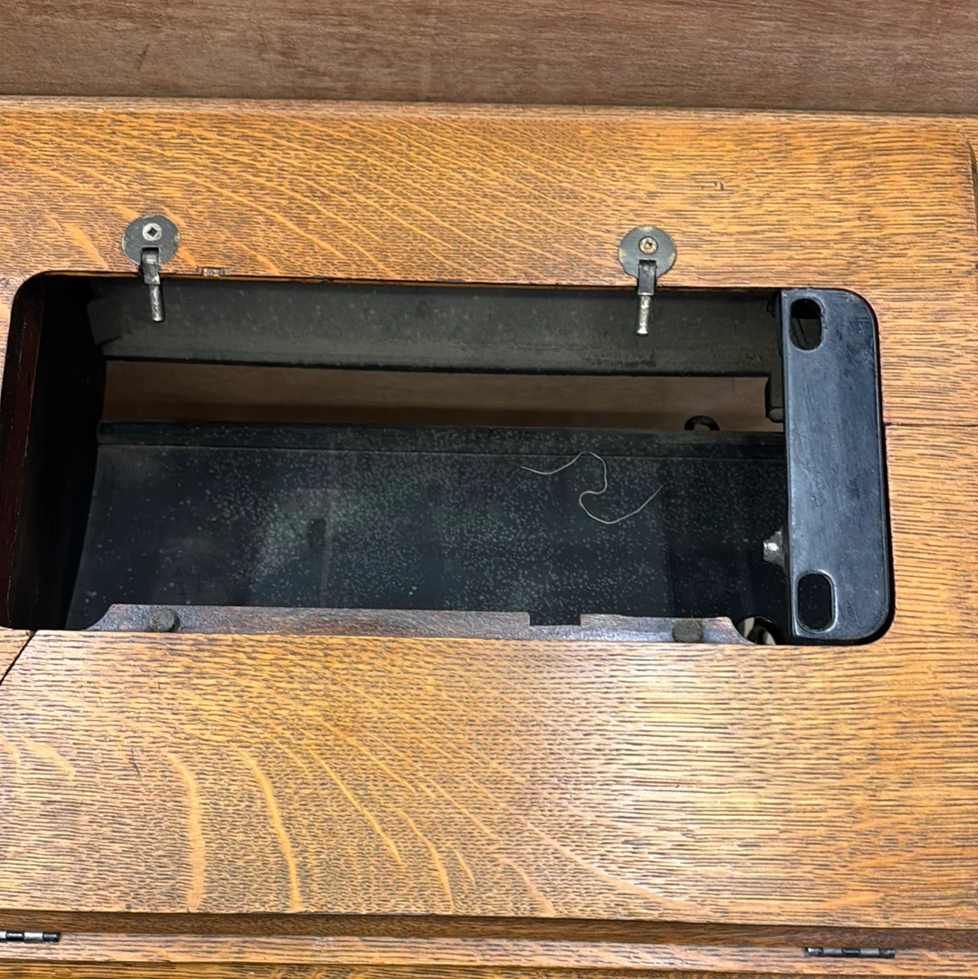 Singer Antique Sewing Table - Image 5