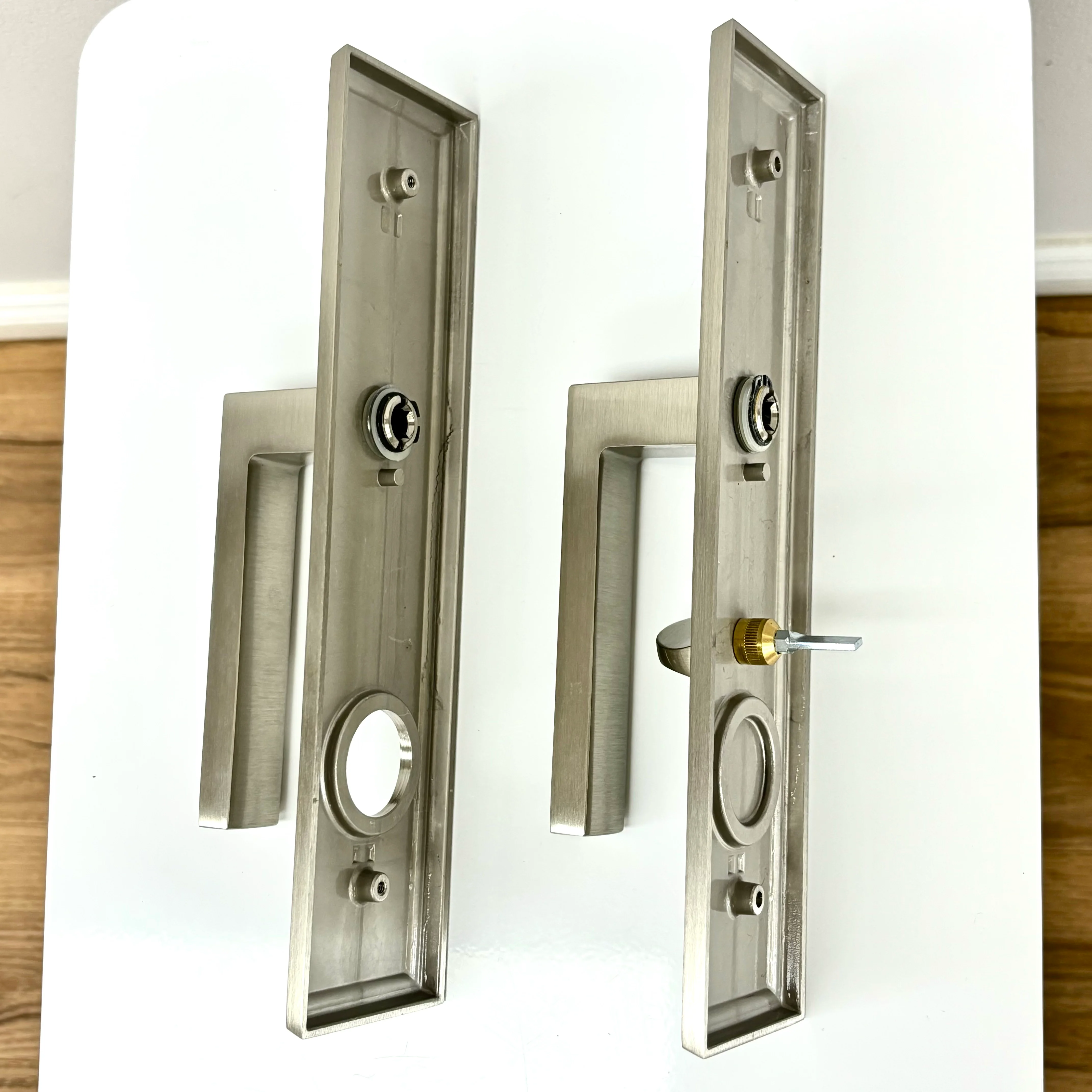 Tampa Entry Lockset Trim with Rectangular Escutcheon – Satin Nickel - Image 3