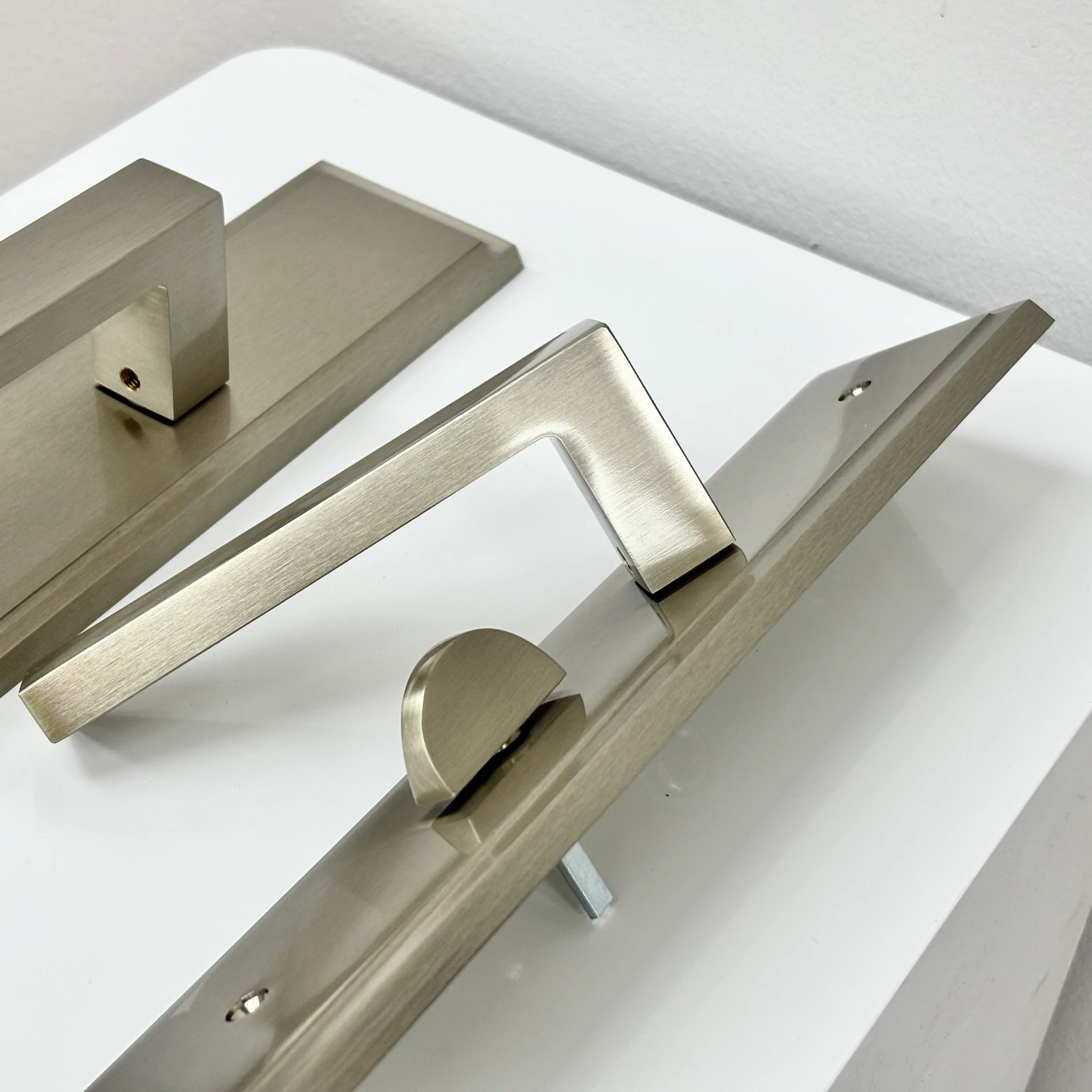 Tampa Entry Lockset Trim with Rectangular Escutcheon – Satin Nickel - Image 6