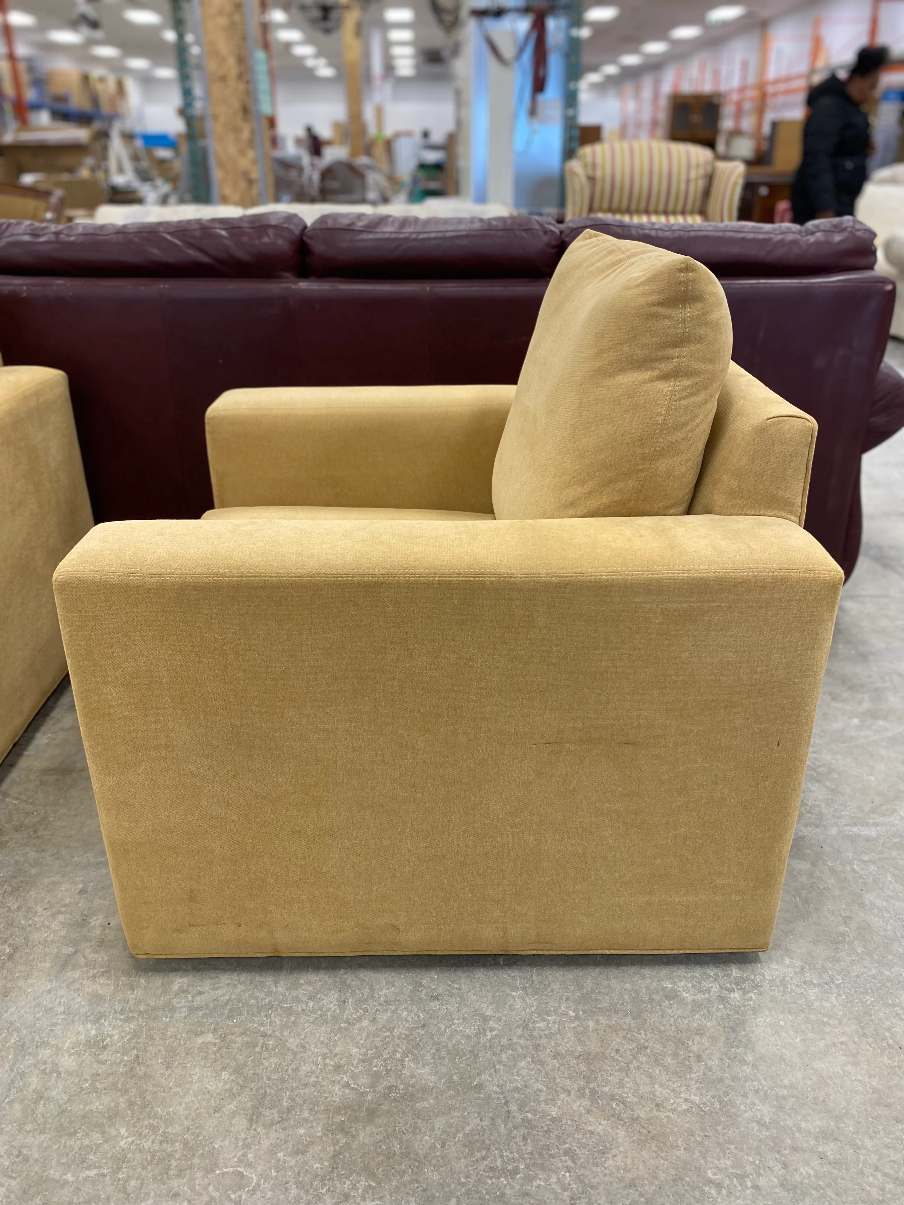 Tan gresham house Square Swivel Chair - Image 2