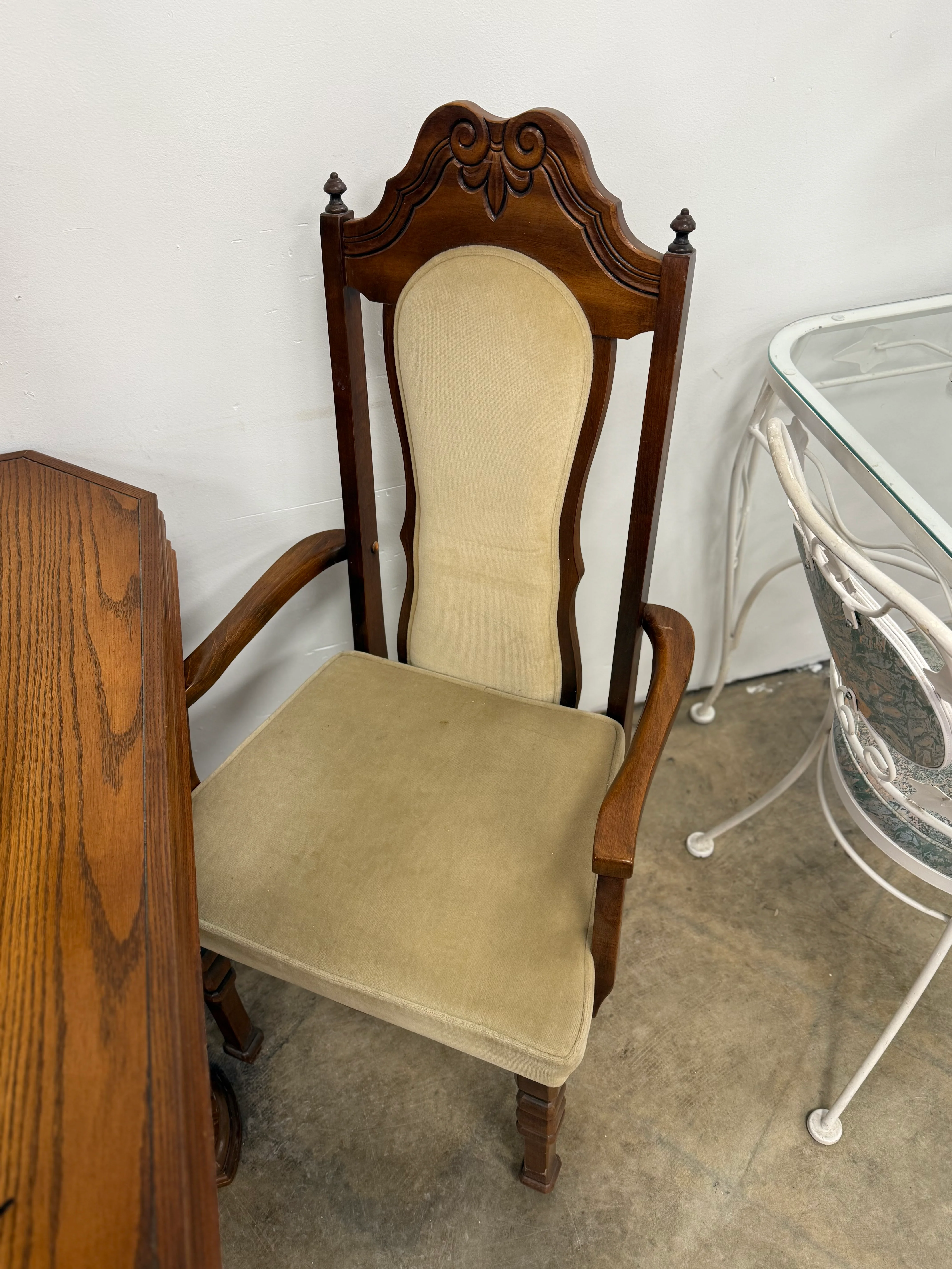 Vintage Styled Light Beige Dining Set - Image 3
