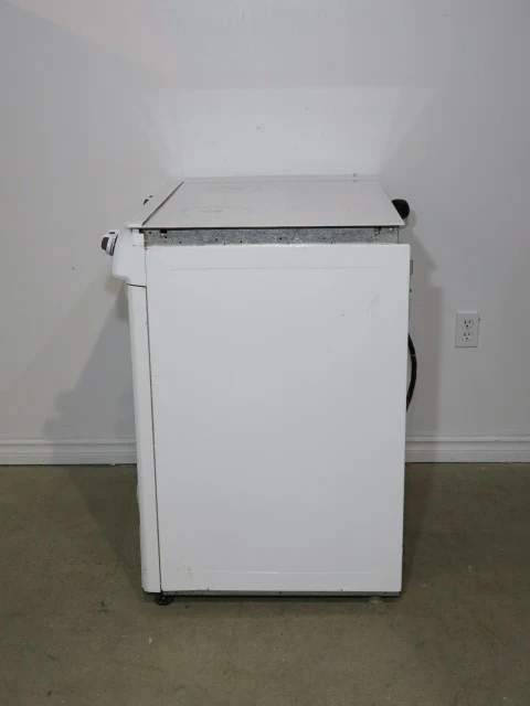 White KitchenAid Electric Range - Image 3